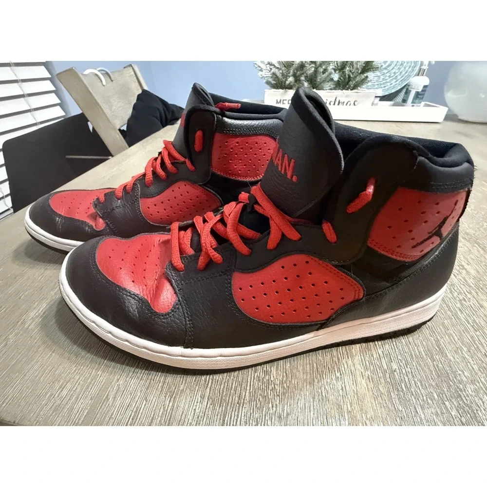 Nike Air Jordan Access Black Gym Red Sneakers, Men's 11.5 Basketball AR3762-006